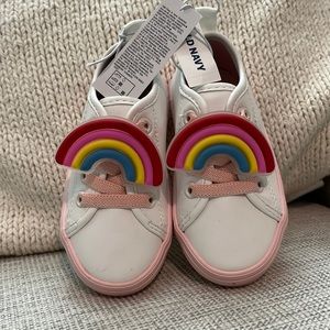 Brand new sneakers with tags. Old navy. Size 5